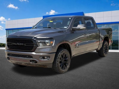 2020 RAM 1500 Lone Star Crew Cab 4x4 5'7" Box