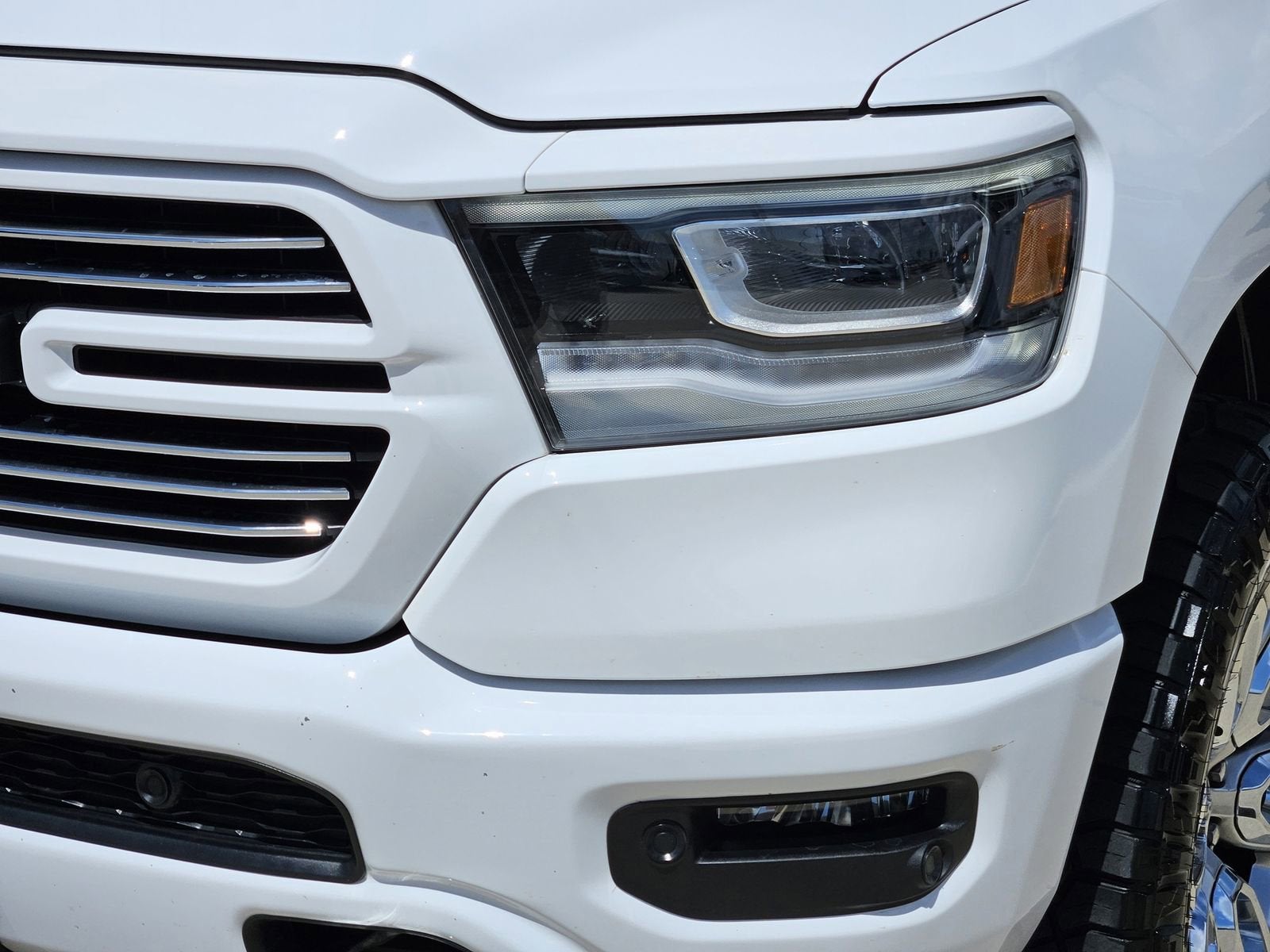 2024 RAM 1500 Laramie Crew Cab 4x4 5'7" Box