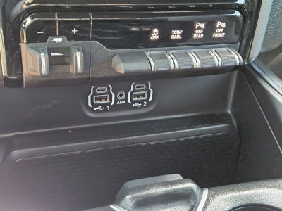 2024 RAM 1500 Laramie Crew Cab 4x4 5'7" Box