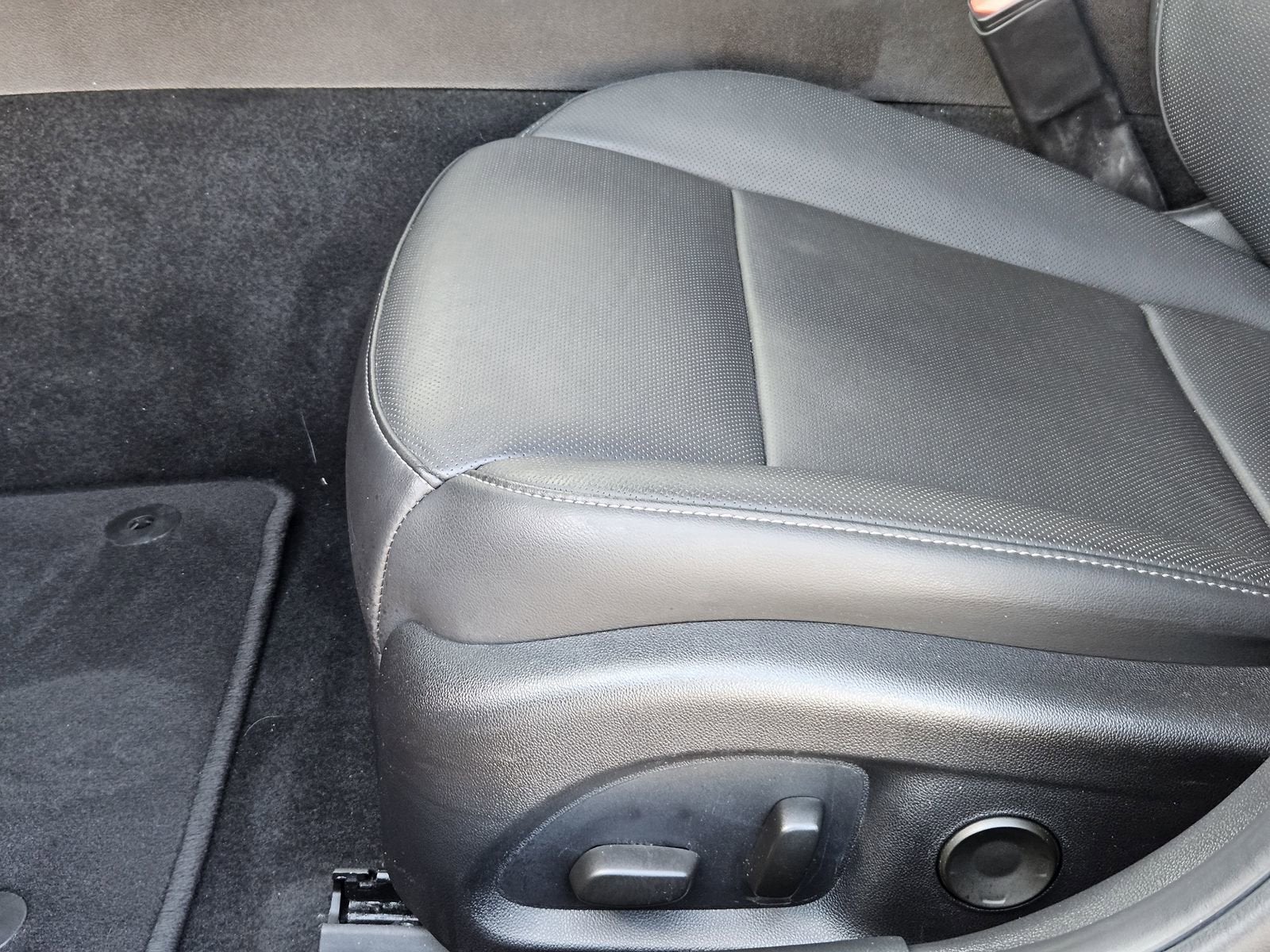 2022 Cadillac CT4 Premium Luxury