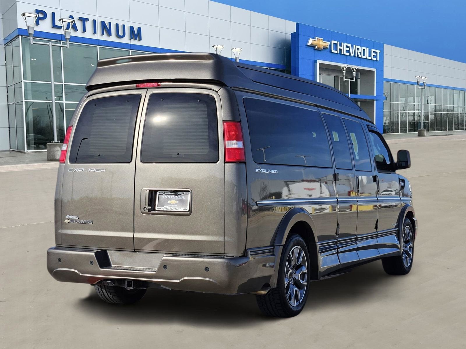 2023 Chevrolet Express Cargo 2500 WT