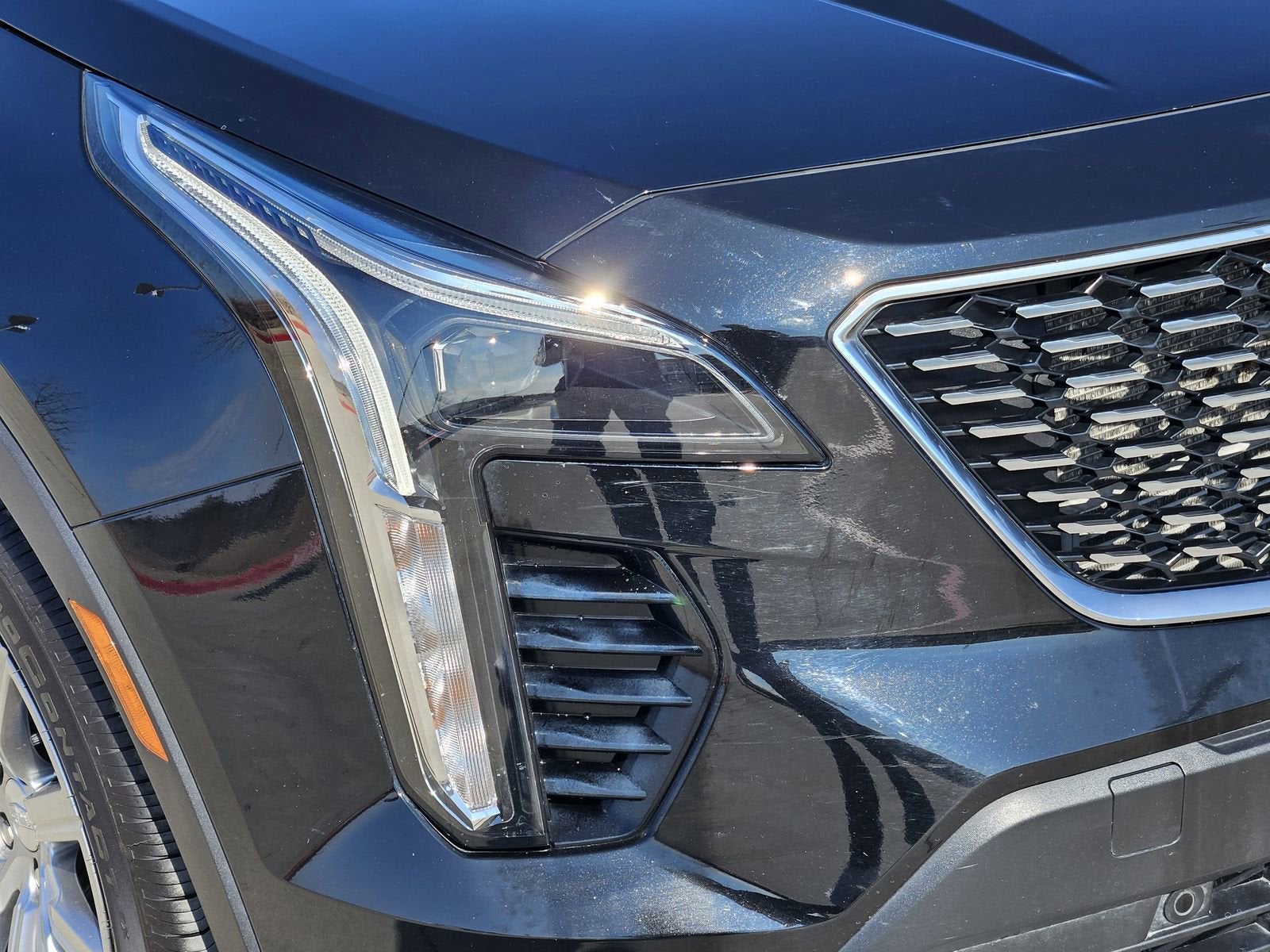 2023 Cadillac XT4 Premium Luxury