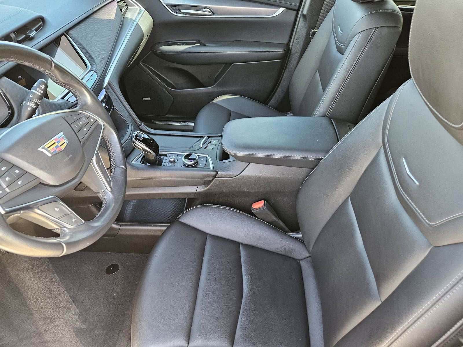 2023 Cadillac XT5 Luxury