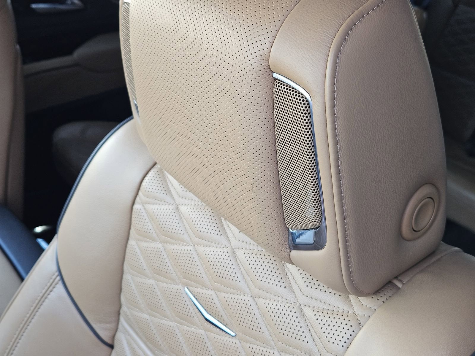 2024 Cadillac Escalade Sport