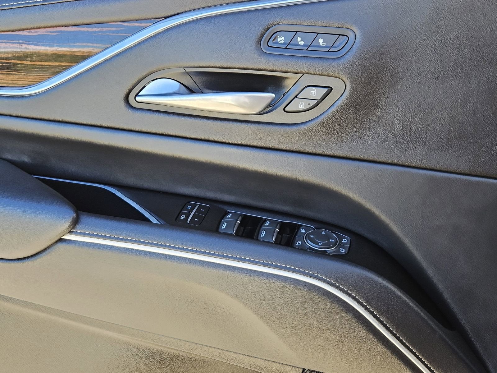 2024 Cadillac Escalade ESV Premium Luxury