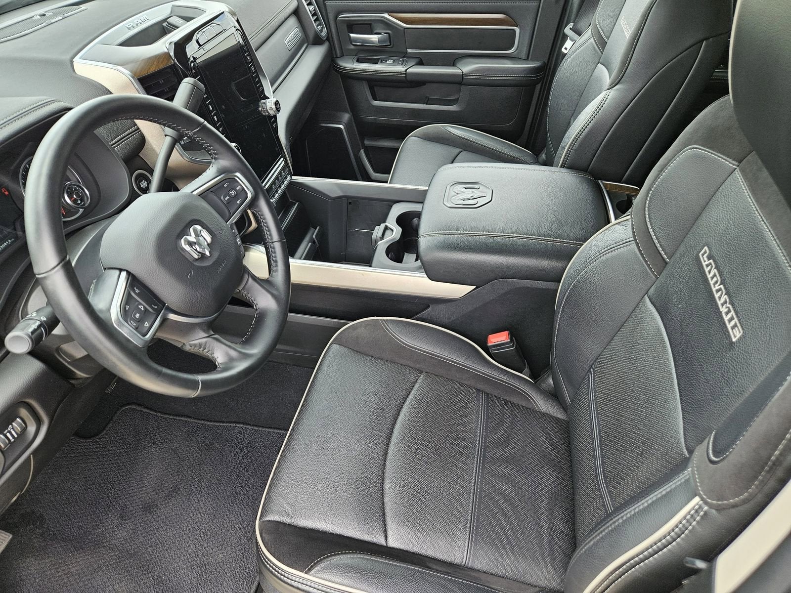 2024 RAM 3500 Laramie Mega Cab 4x4 6'4" Box