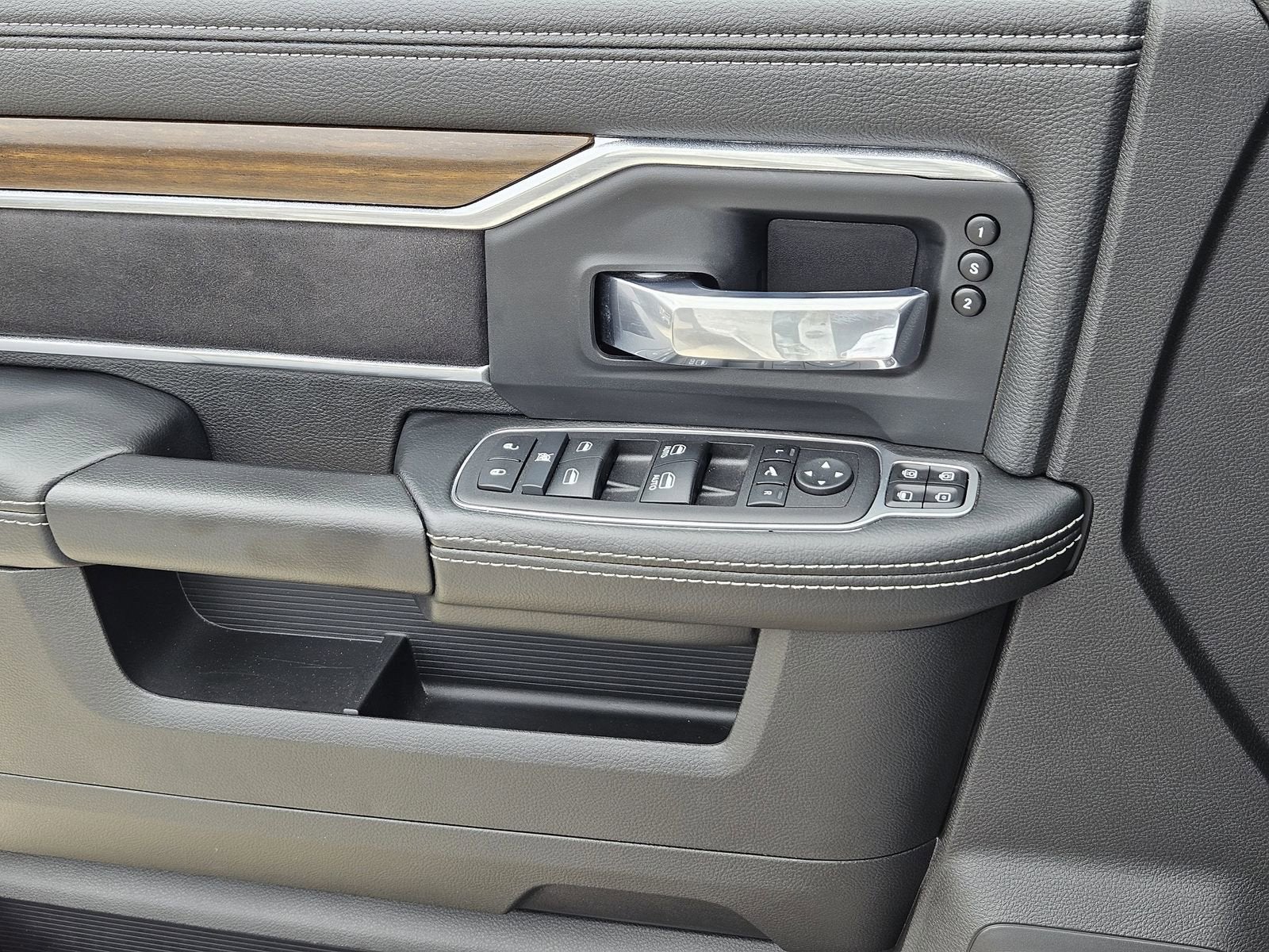 2024 RAM 3500 Laramie Mega Cab 4x4 6'4" Box