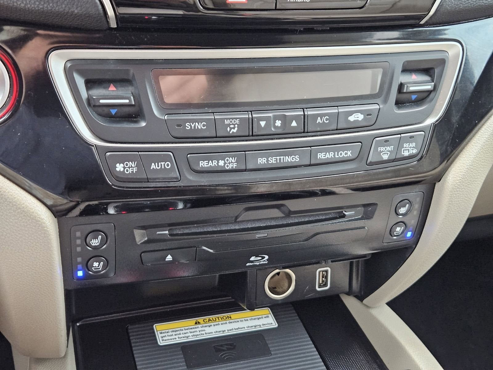 2022 Honda Pilot AWD Elite
