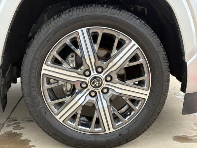 2023 Toyota Sequoia Capstone