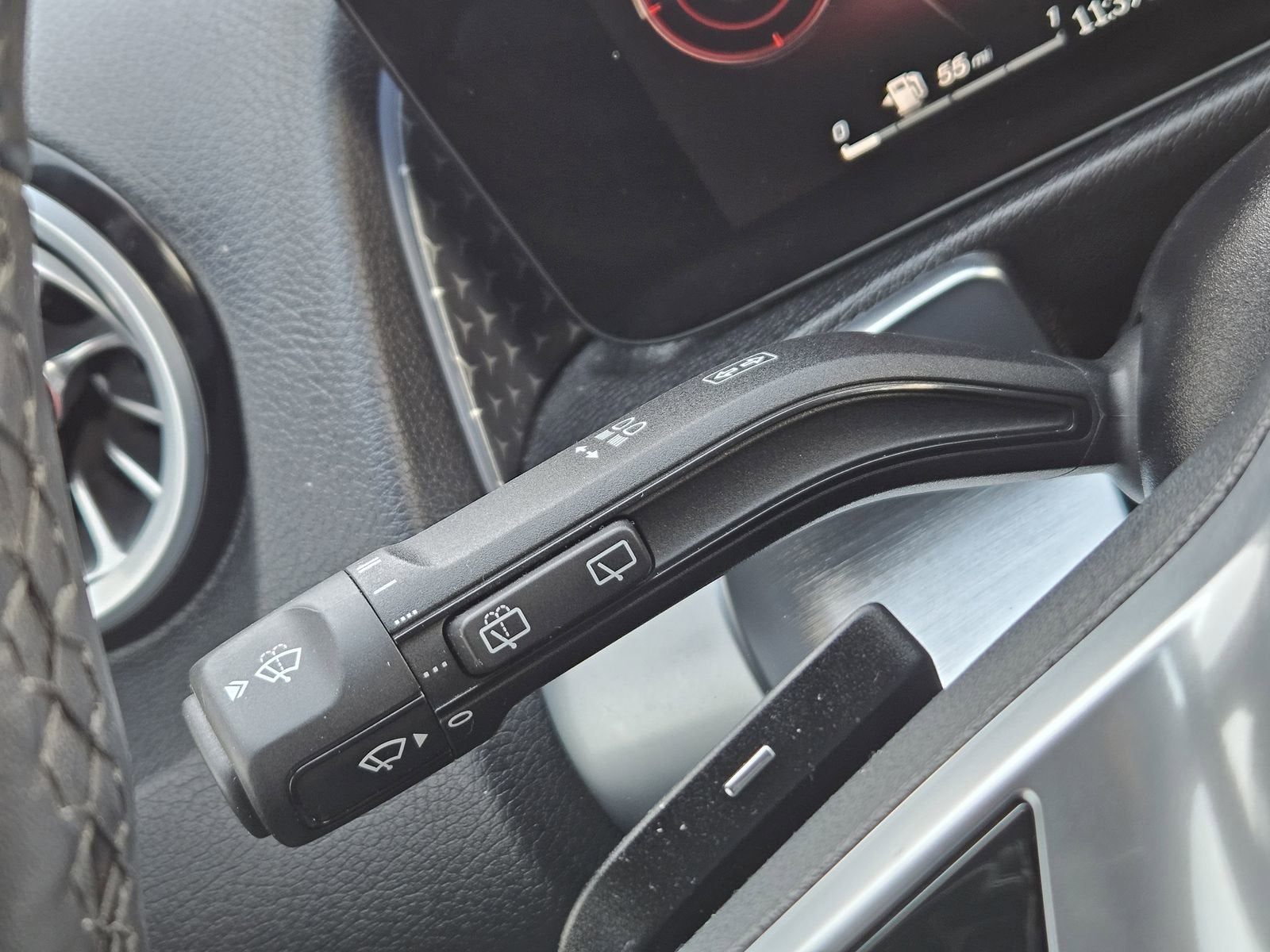 2025 Mercedes-Benz GLB 250 4MATIC®