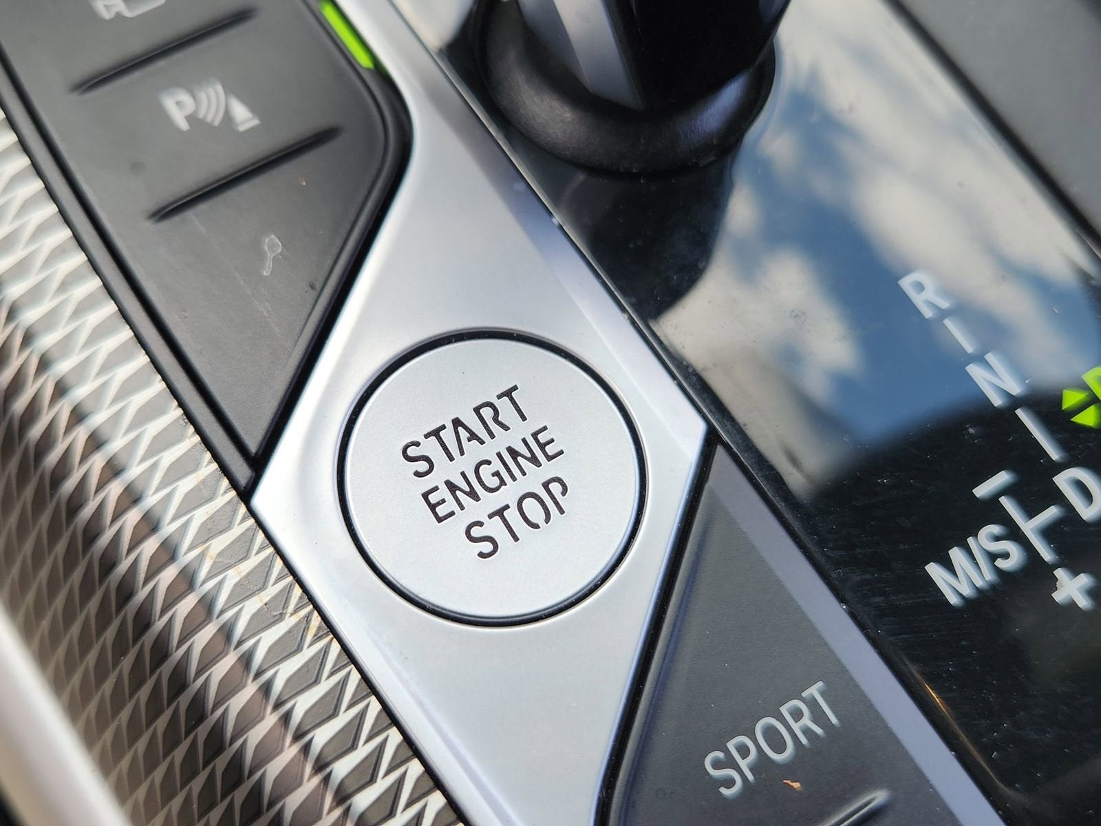 2023 BMW M440i xDrive