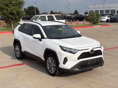 2022 Toyota RAV4 XLE