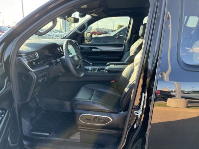 2023 Jeep Wagoneer Series II