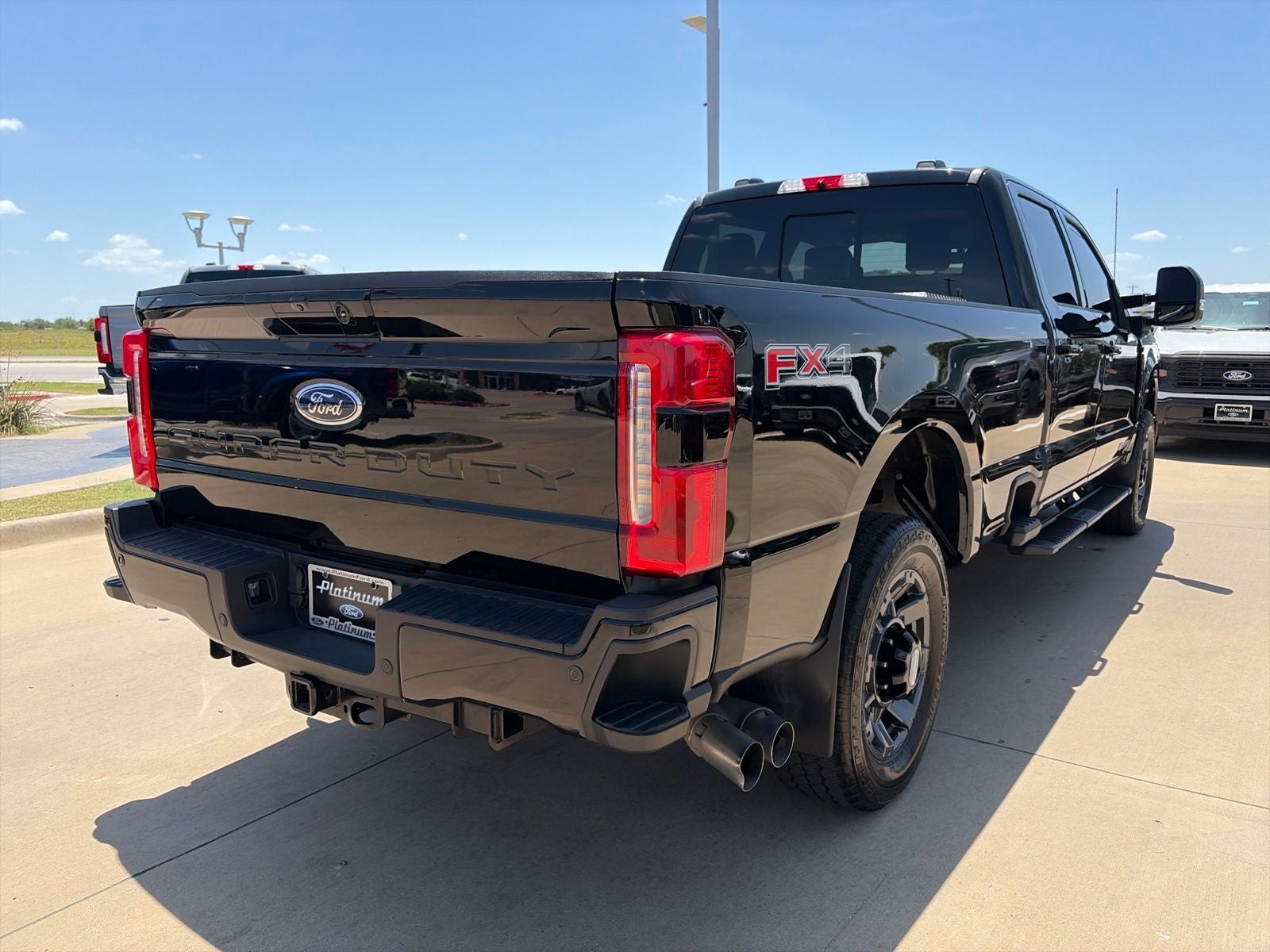 2023 Ford F-350SD Lariat