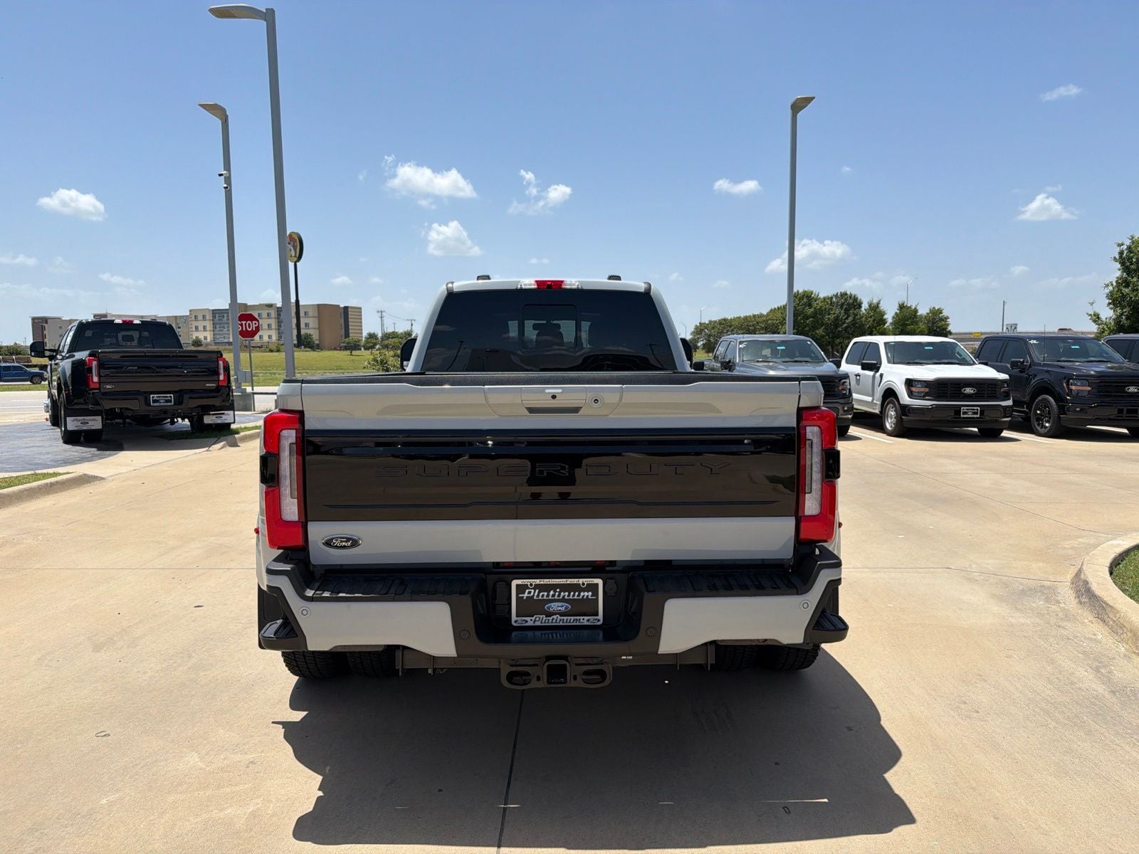 2026 Ford F-350SD Platinum DRW
