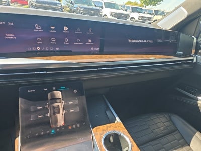 2025 Cadillac Escalade Sport Platinum