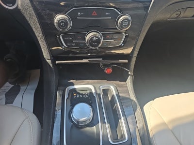 2015 Chrysler 300 Limited