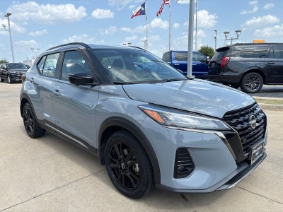 2023 Nissan Kicks SR