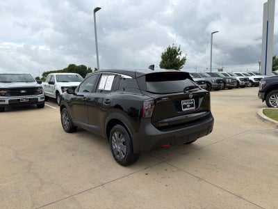2025 Nissan Kicks S