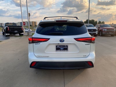 2021 Toyota Highlander Hybrid XLE