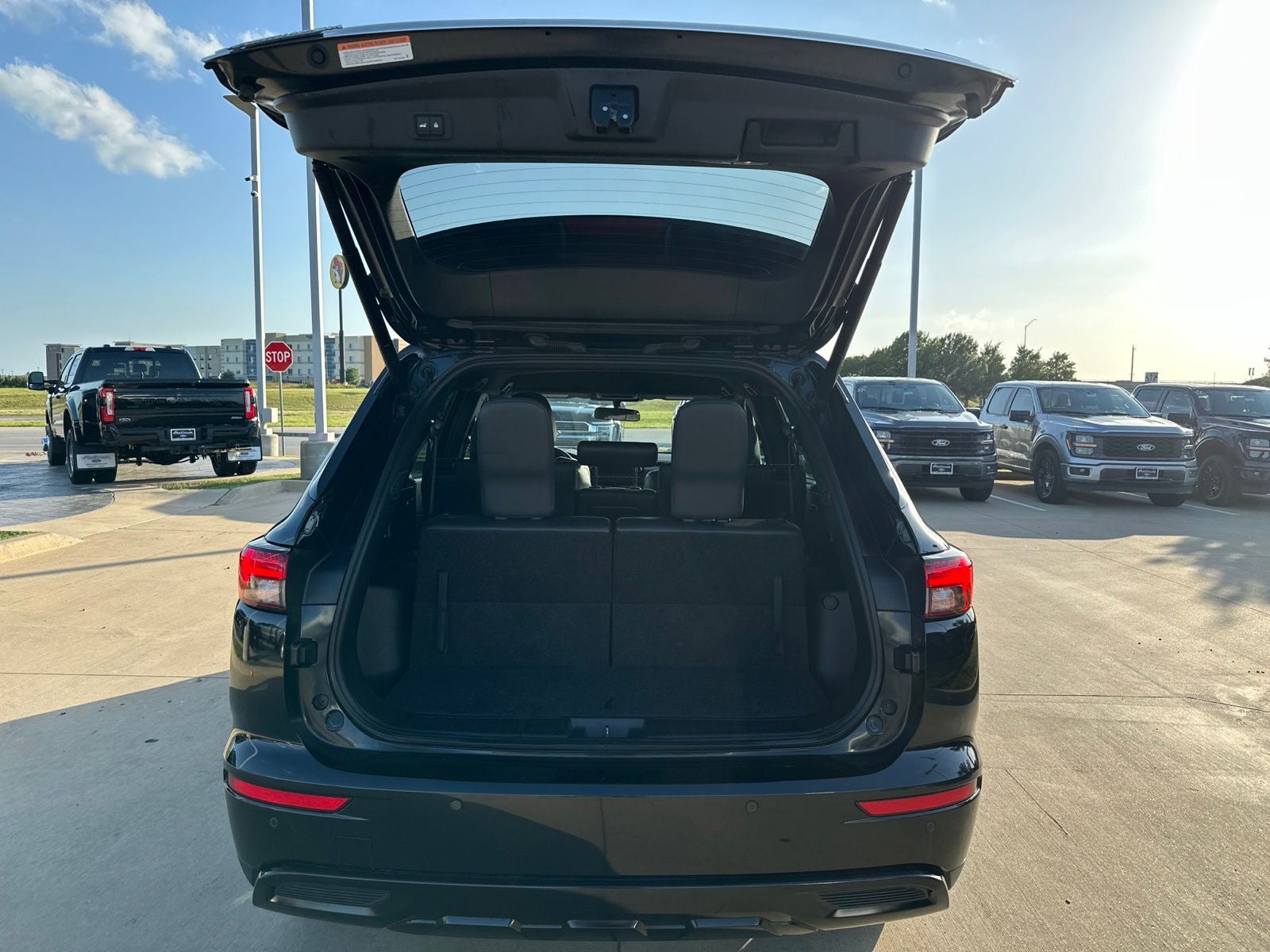 2023 Mitsubishi Outlander SE Black Edition