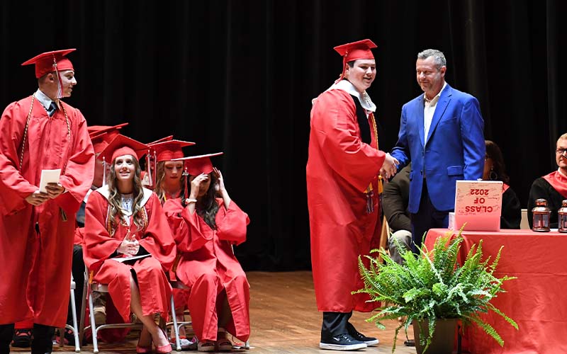 Lone Oak Scholarship