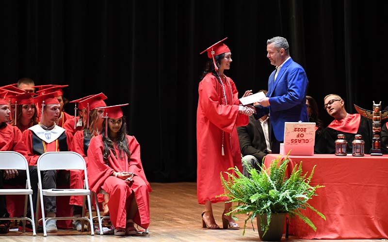 Lone Oak Scholarship